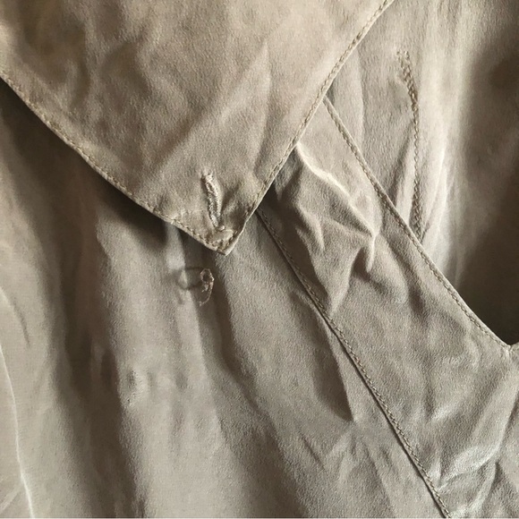 3/$12 In God We Trust 100% Silk Button Down Long Sleeve Blouse - Picture 3 of 5